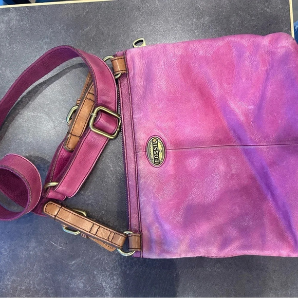 Fossil vintage crossbody in  great used condition - Picture 11 of 13